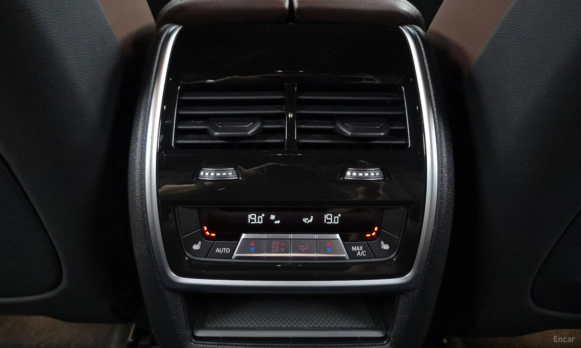 X6 (G06)