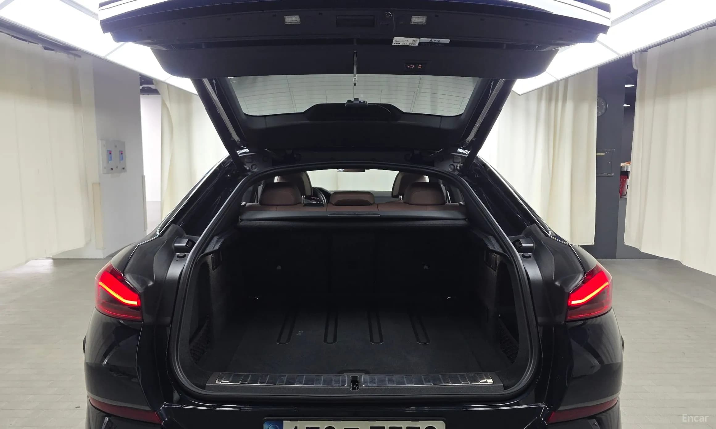 X6 (G06)