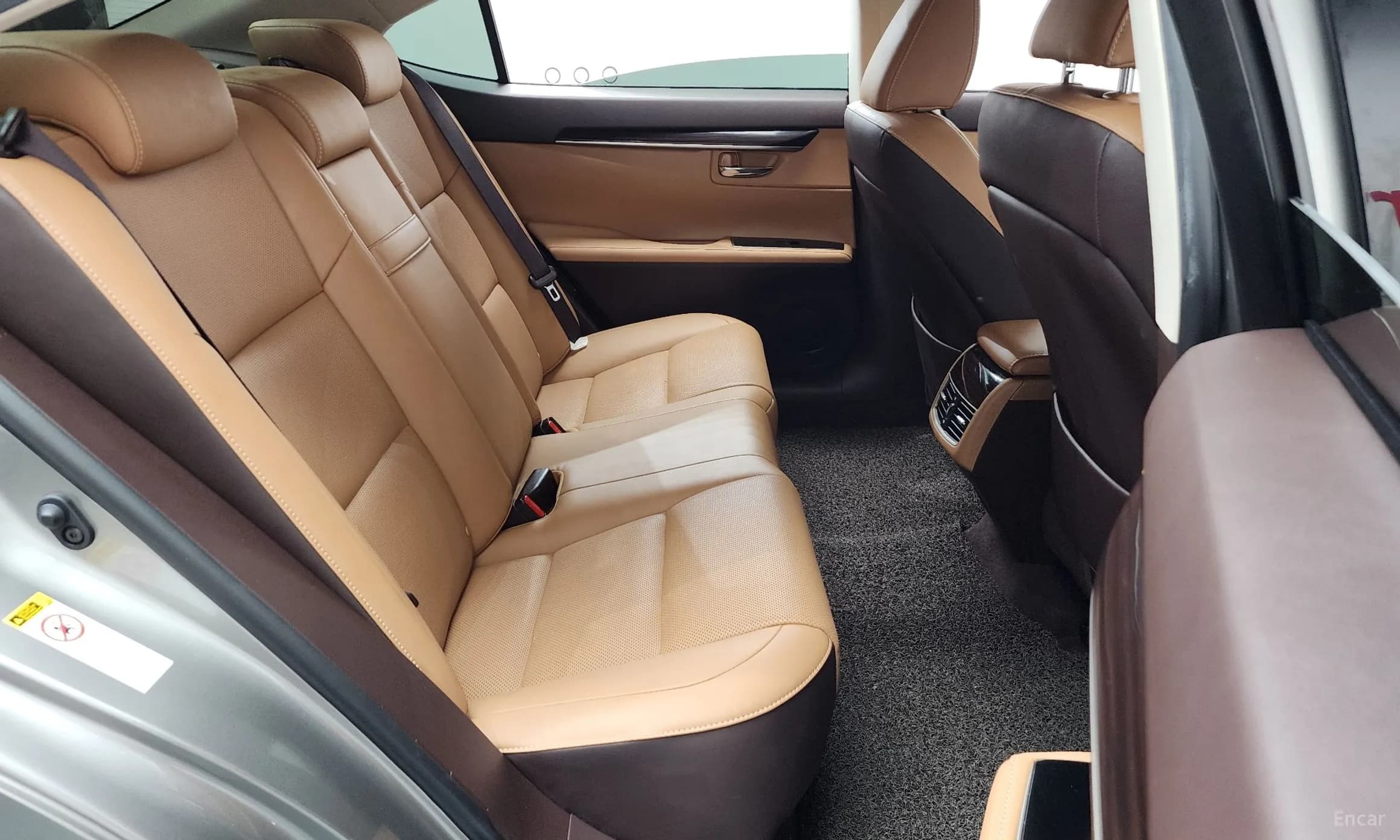 New ES300h