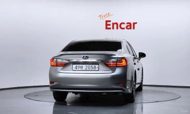 New ES300h