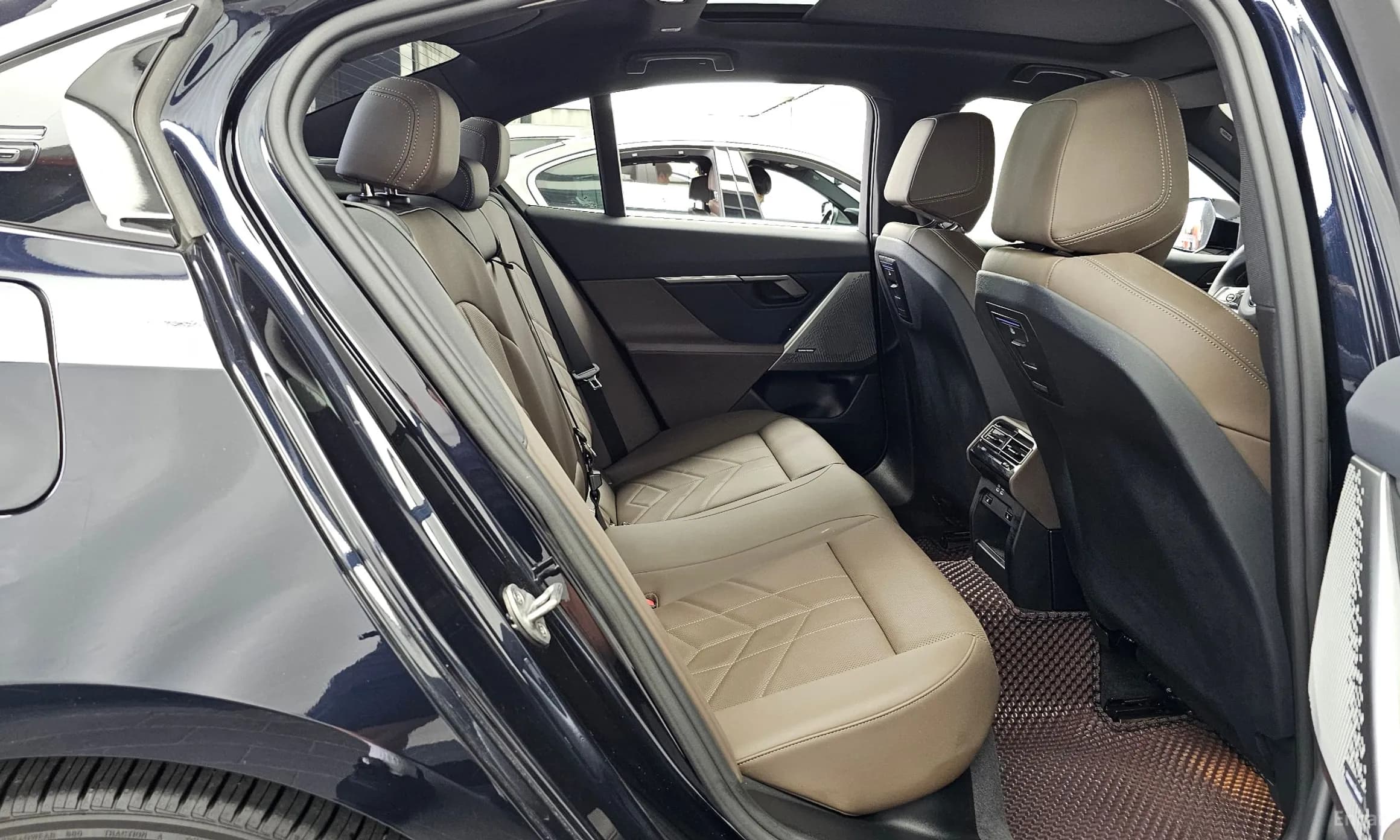 5 Series (G60)
