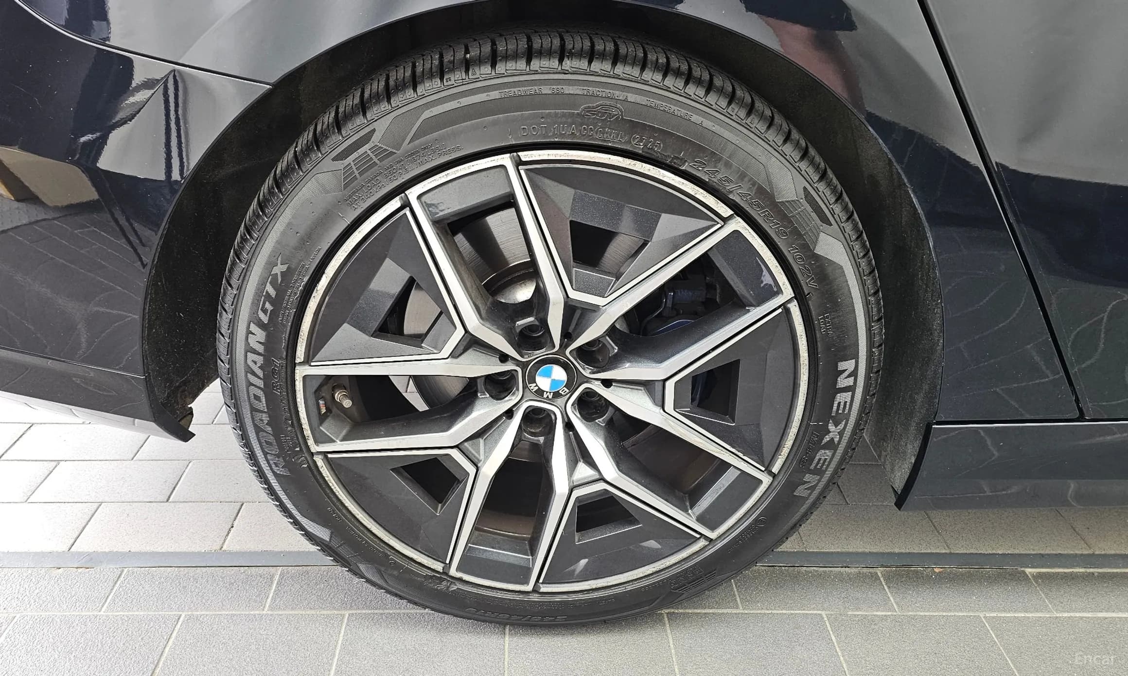 5 Series (G60)