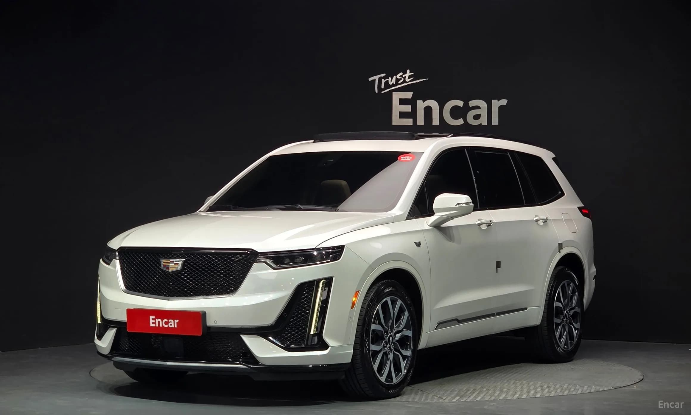 XT6