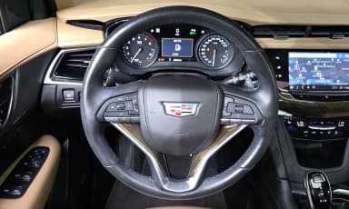 XT6