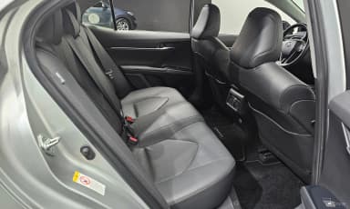 Camry (XV70)