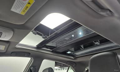 Camry (XV70)