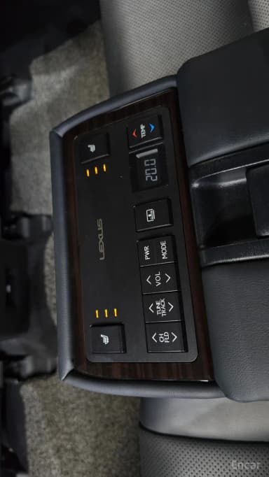 New ES300h