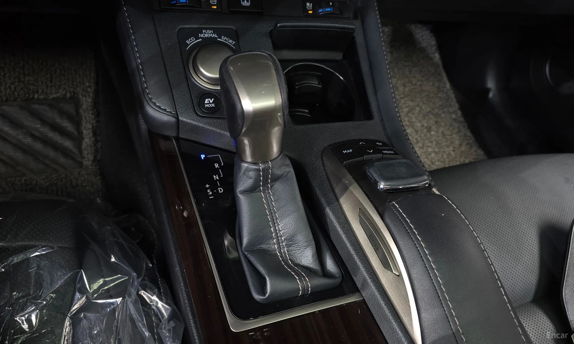 New ES300h