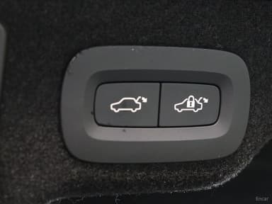 S90