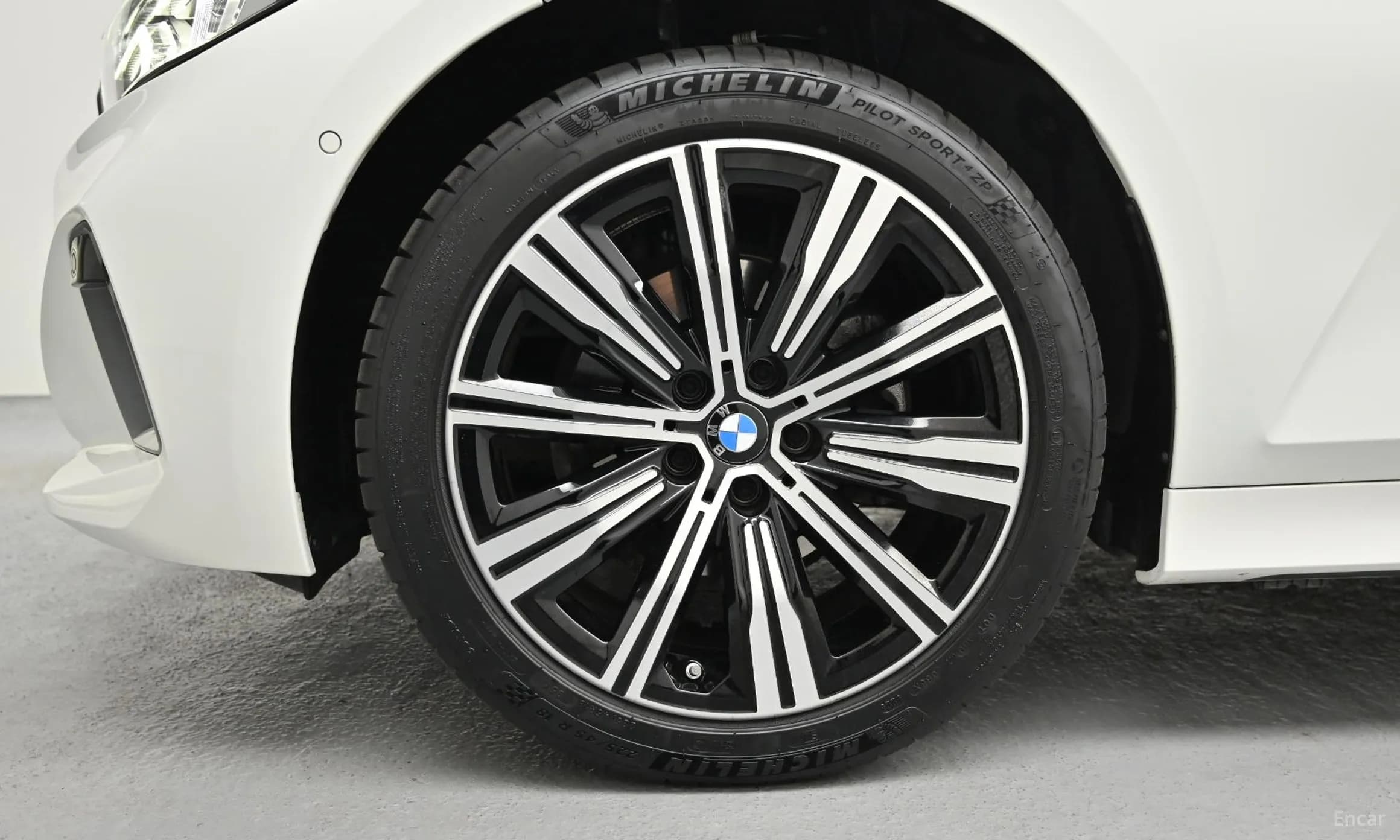 3 Series (G20)