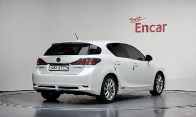 CT200h