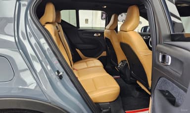 XC40