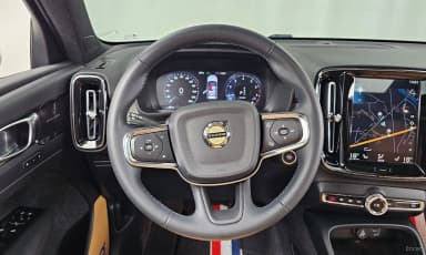 XC40