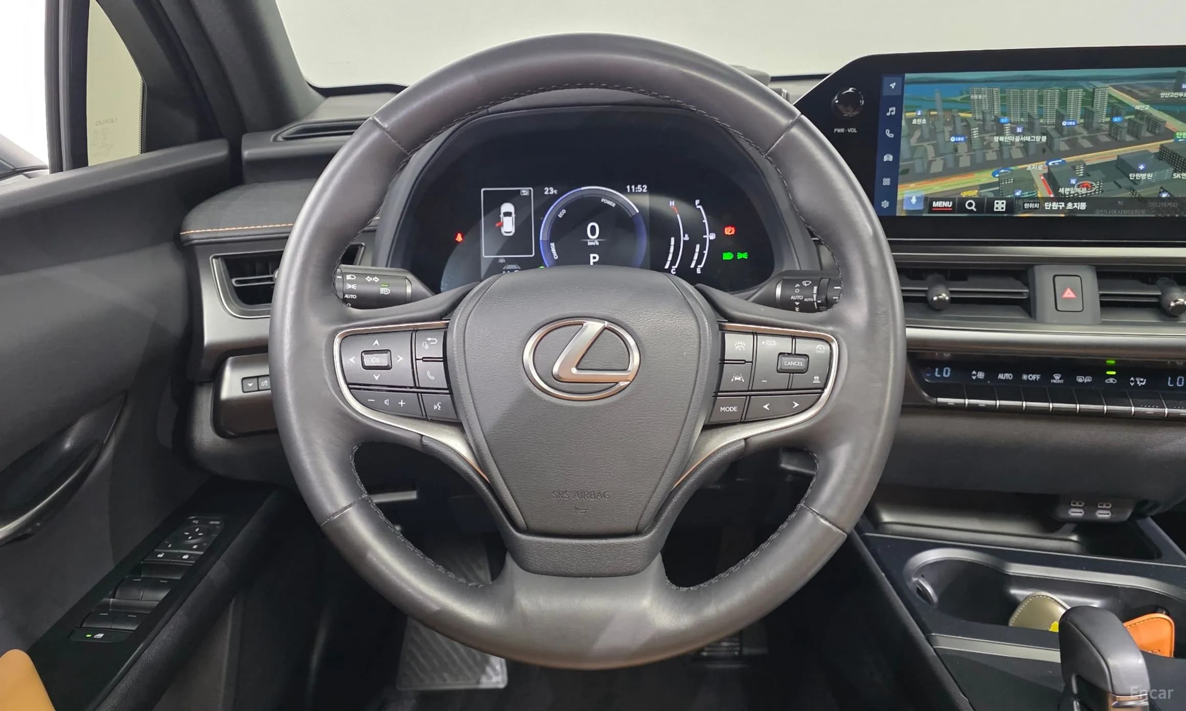 UX300h