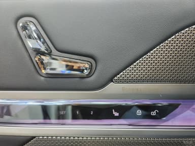 7 Series (G70)
