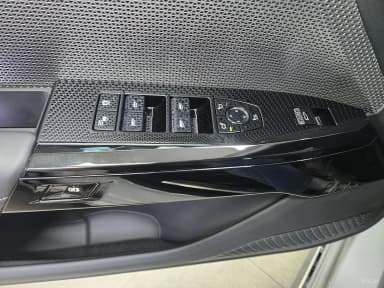 7 Series (G70)