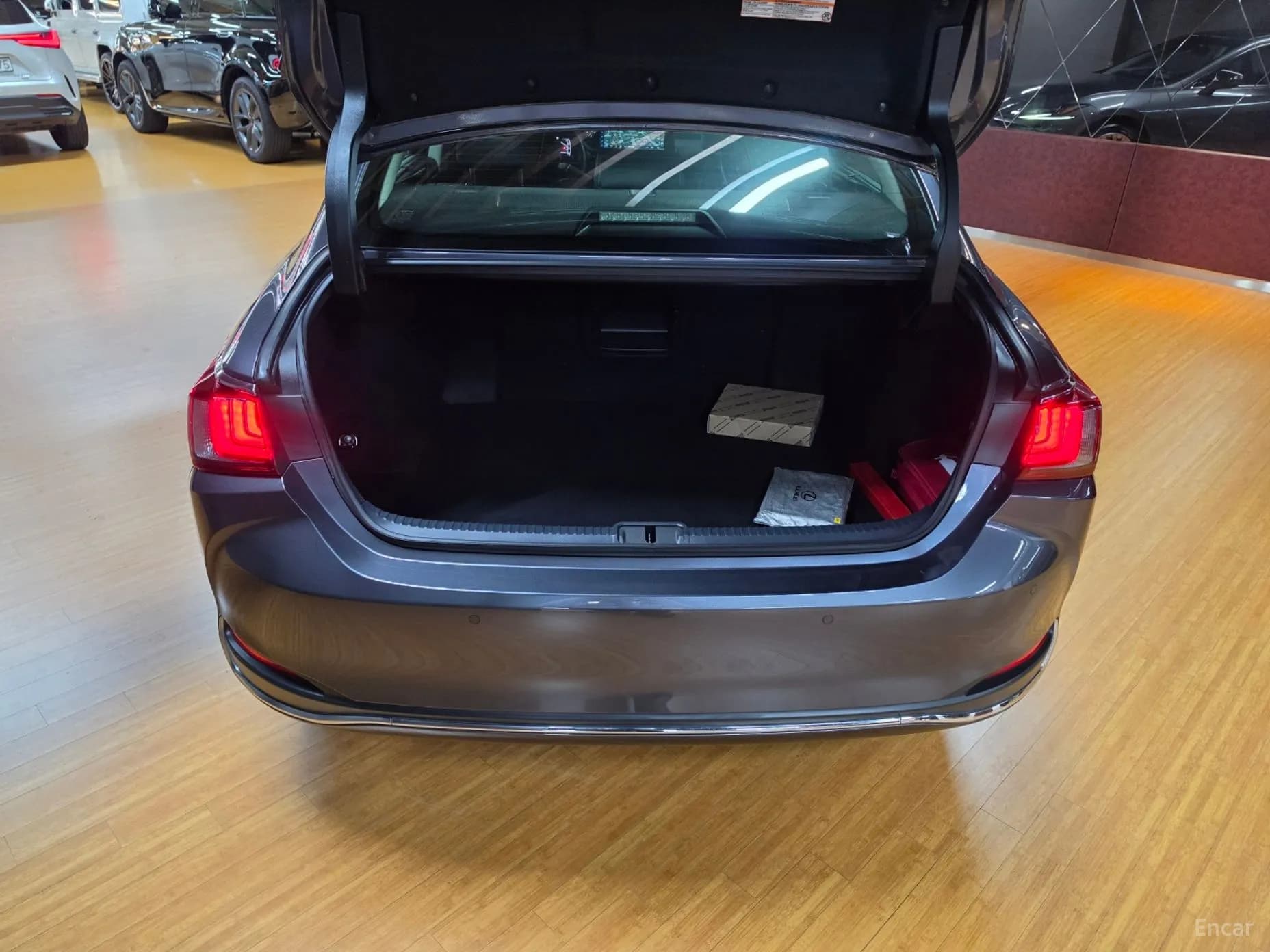 ES300h 7th Generation