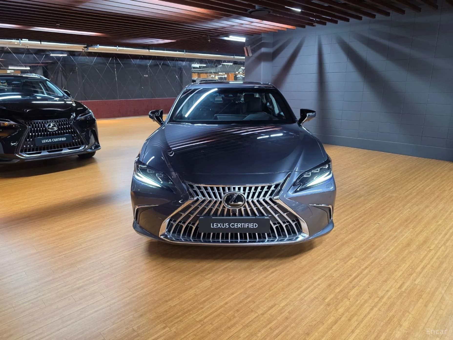 ES300h 7th Generation