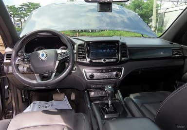 Rexton Sports Khan