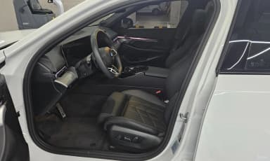 5 Series (G60)