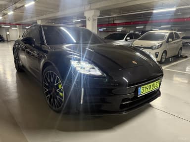 Panamera (976)