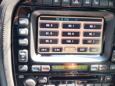 XJ-8