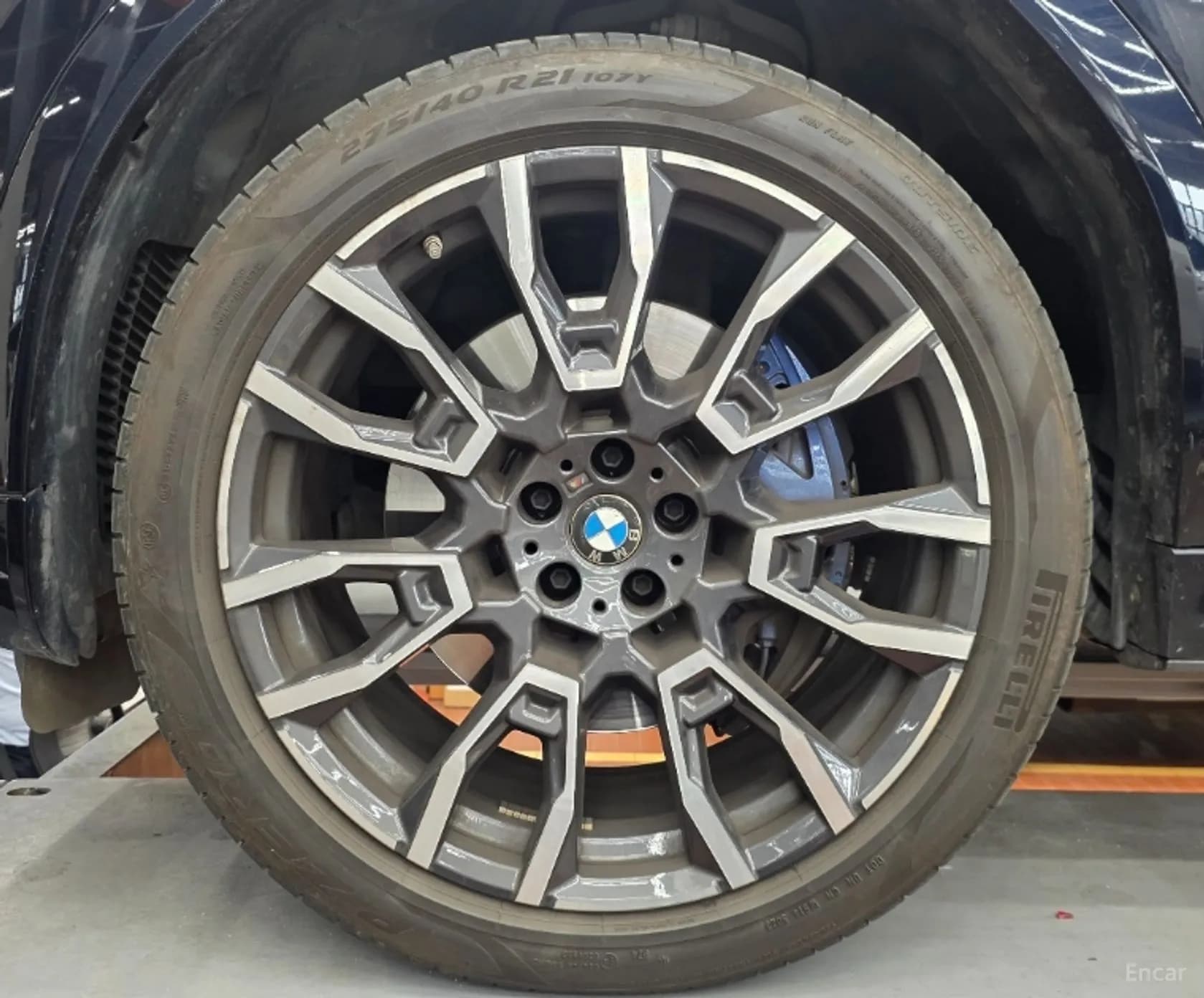 X6 (G06)