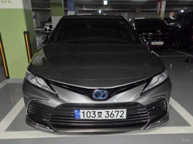 Camry (XV70)