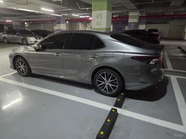 Camry (XV70)