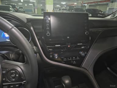 Camry (XV70)