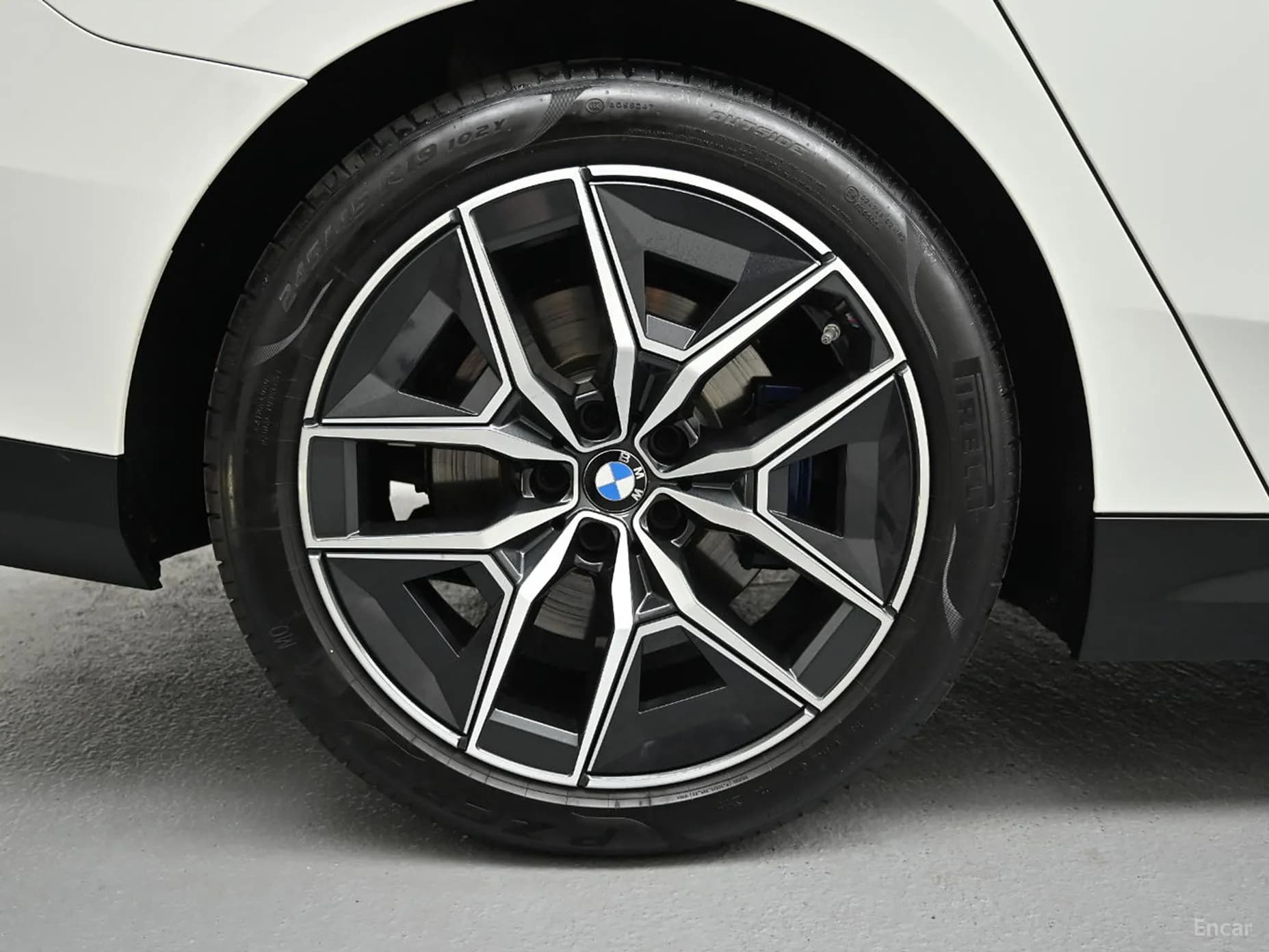 5 Series (G60)