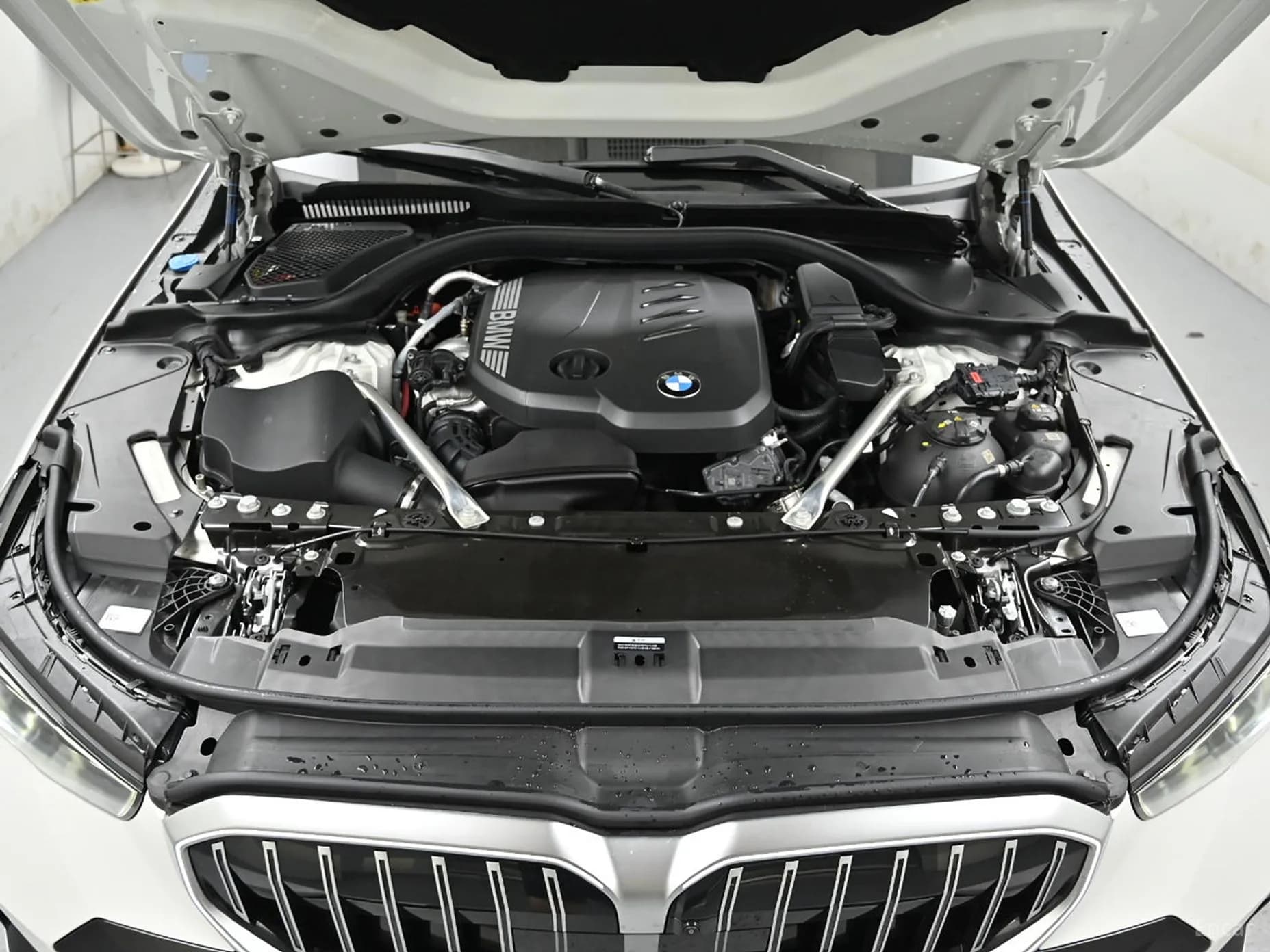 5 Series (G60)