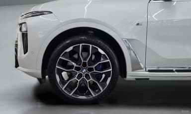 X7 (G07)