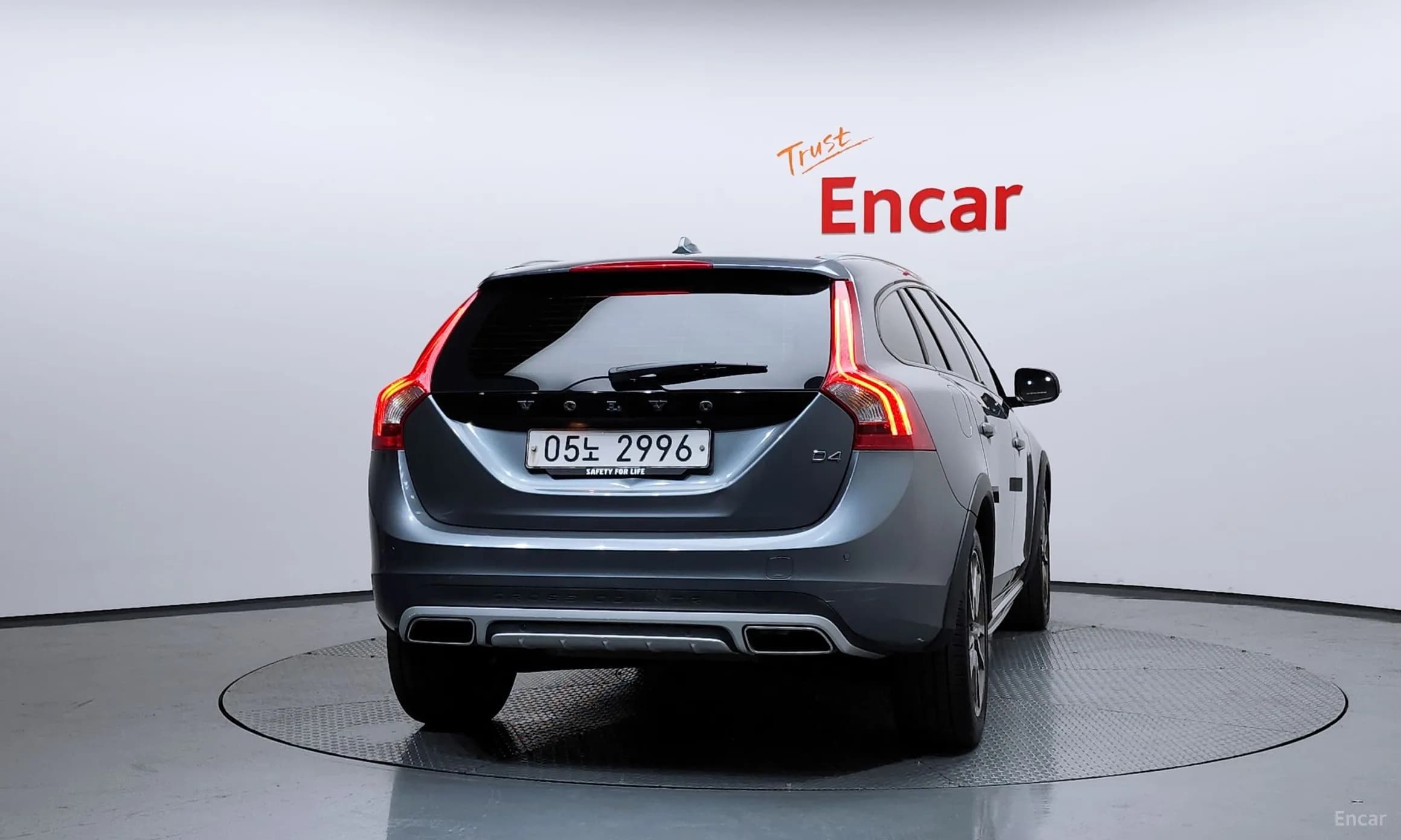V60 Cross Country
