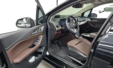 2 Series Active Tourer (U06)