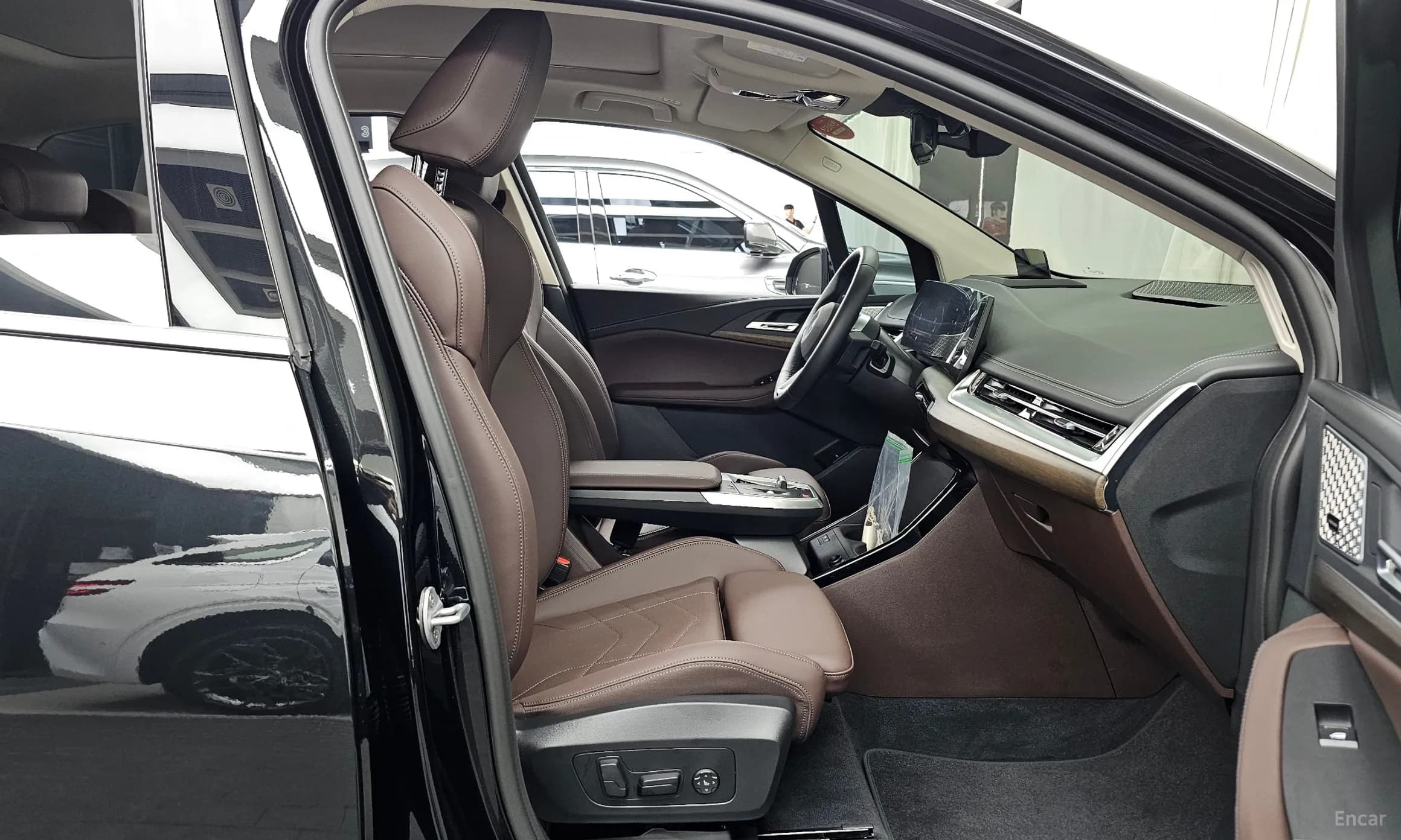 2 Series Active Tourer (U06)
