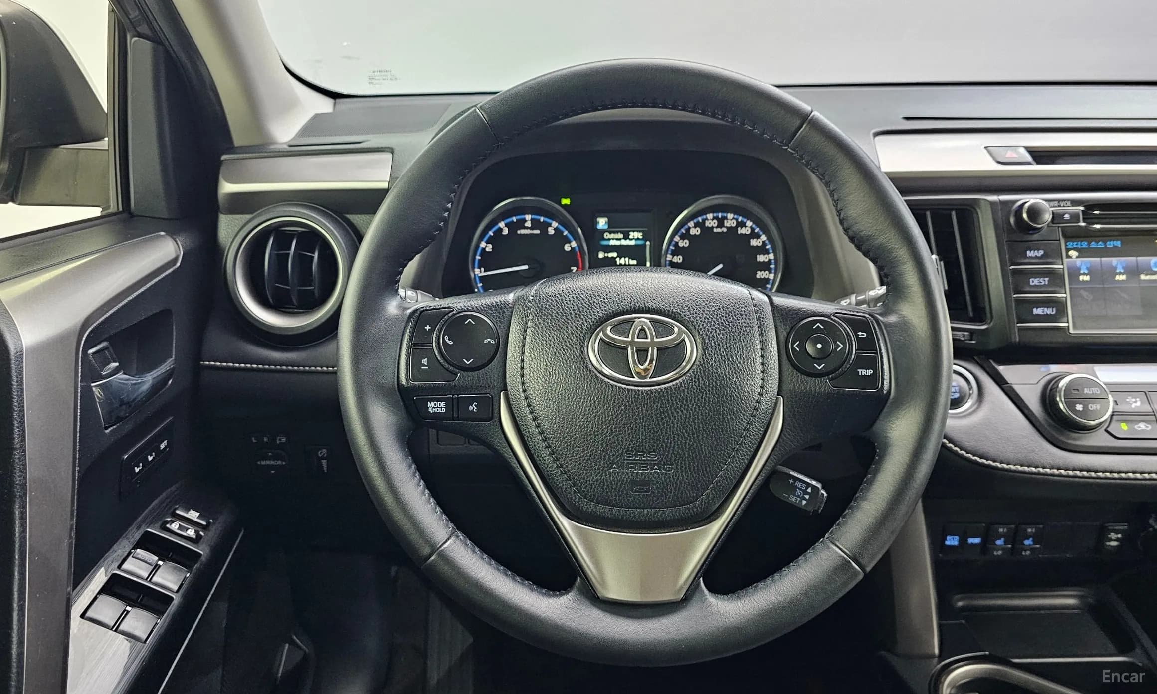 RAV4
