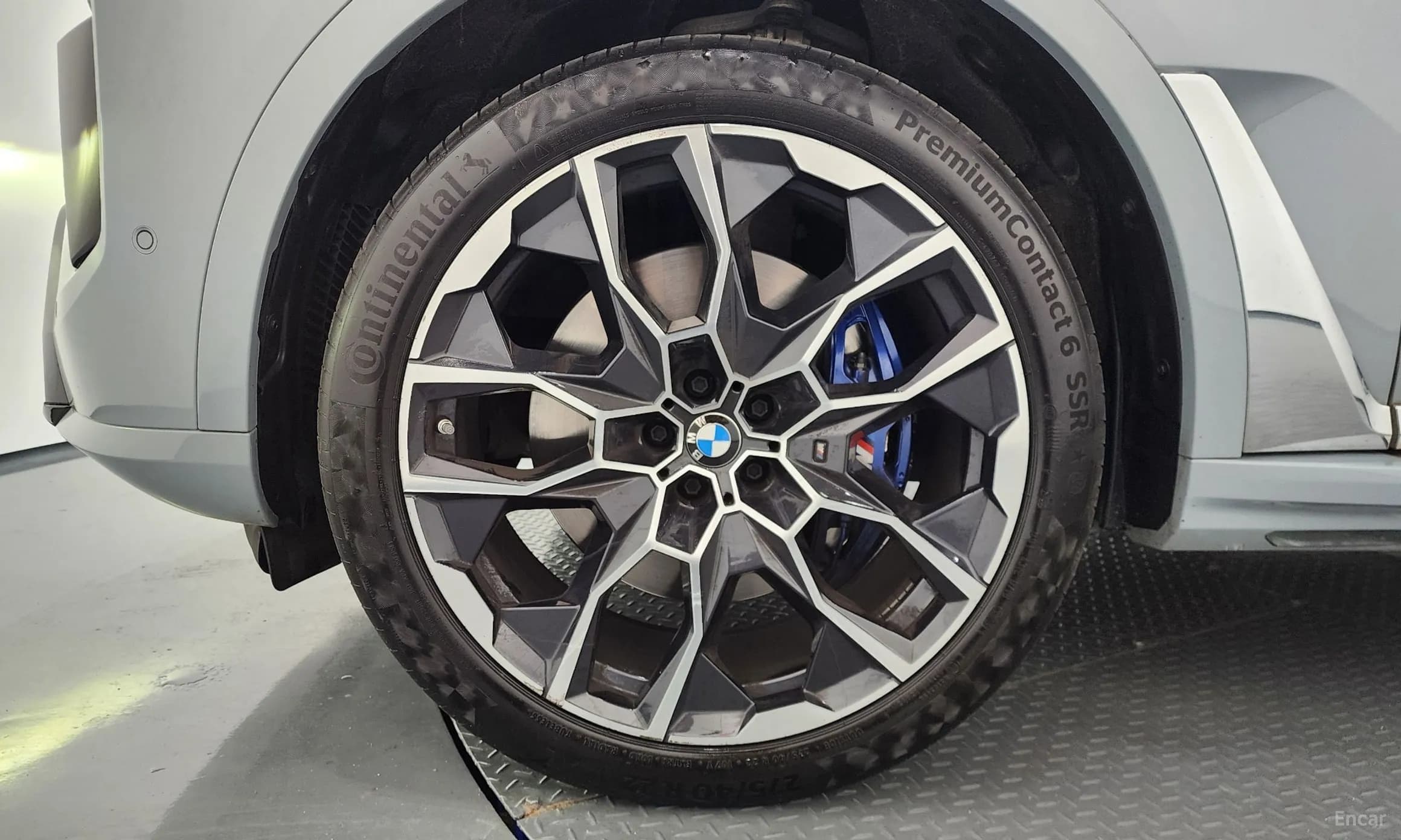 X7 (G07)