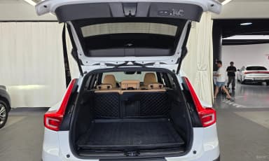 XC40