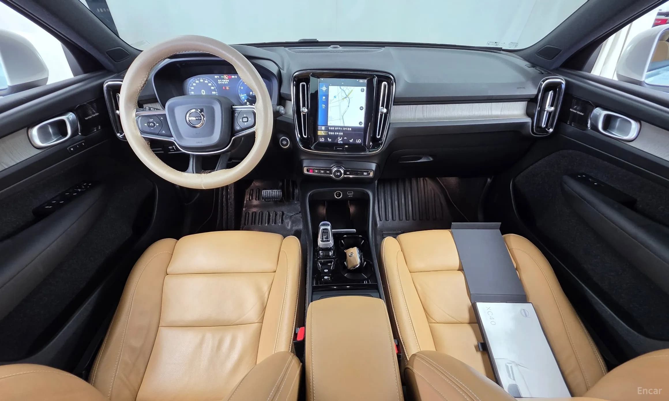XC40