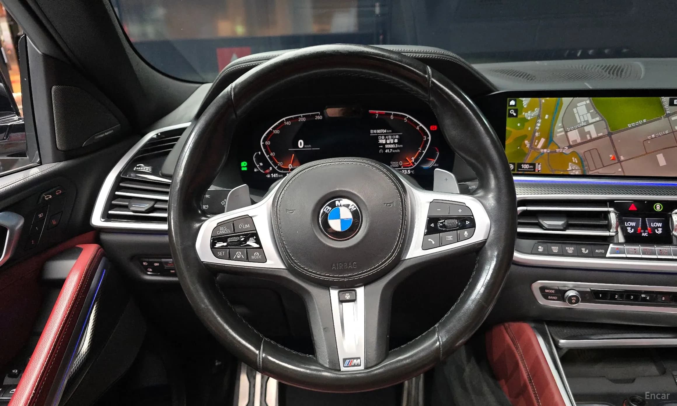 X6 (G06)