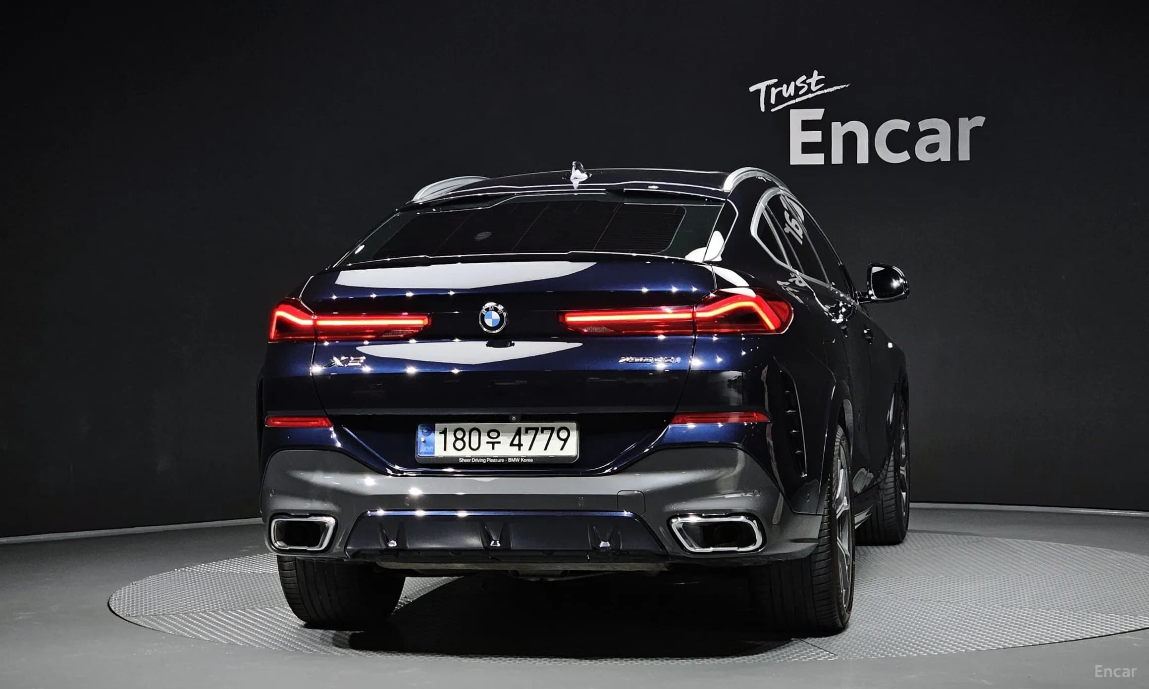 X6 (G06)