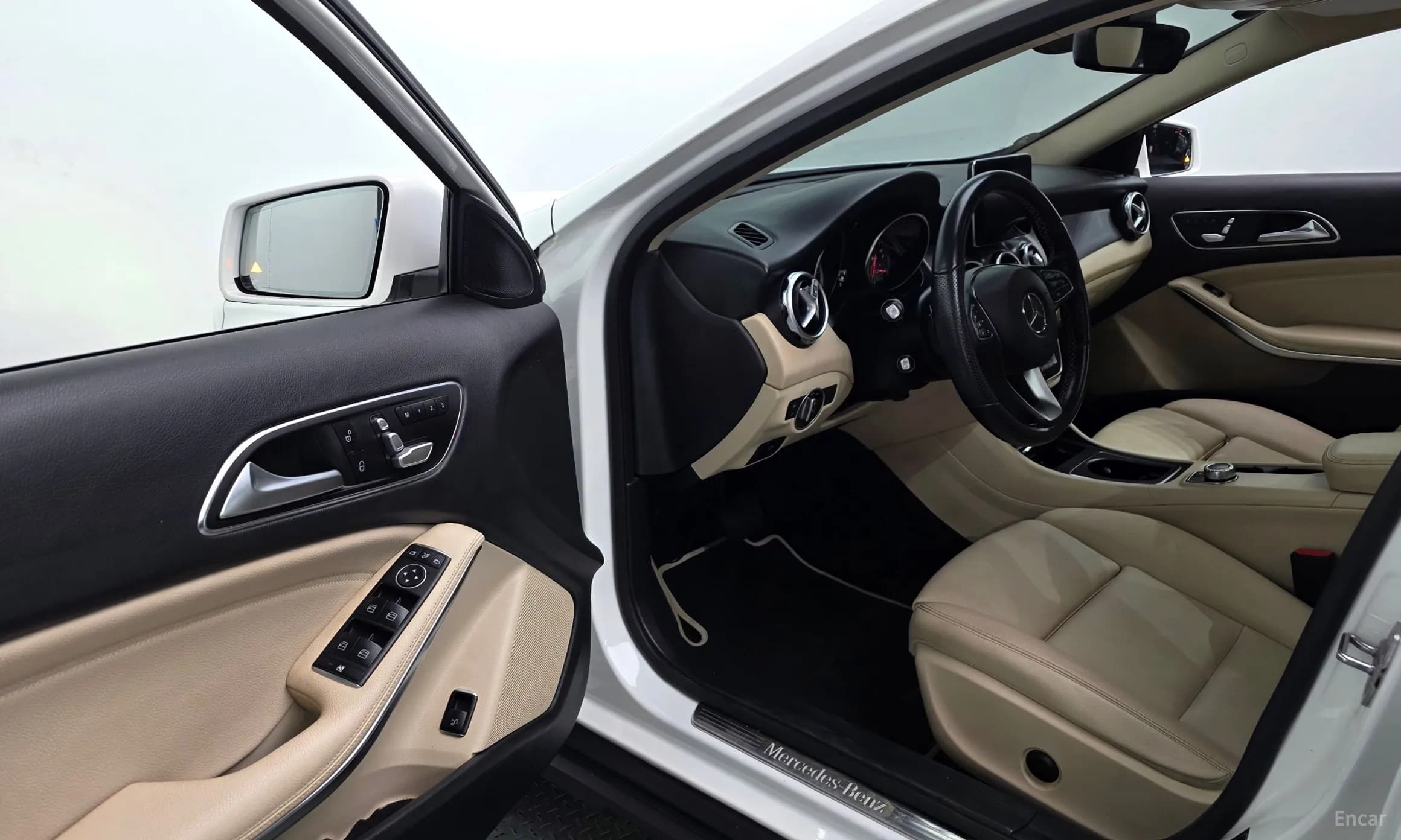 GLA-Class X156