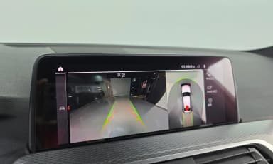 X4 (G02)