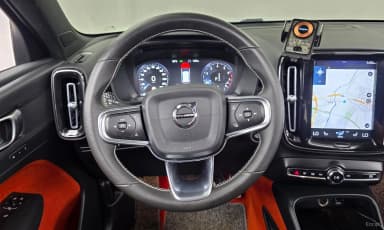 XC40