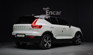 XC40