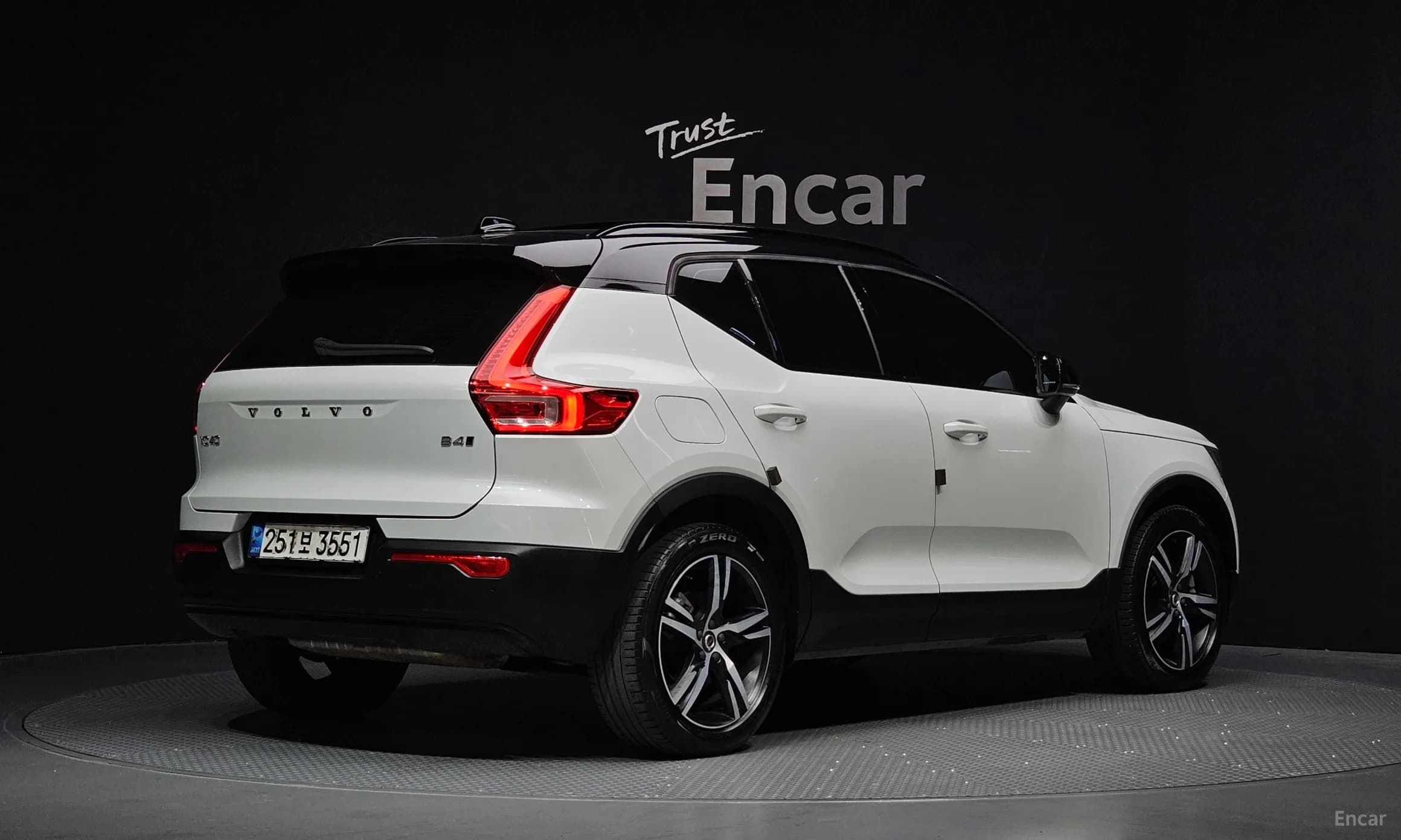XC40