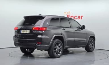 Grand Cherokee