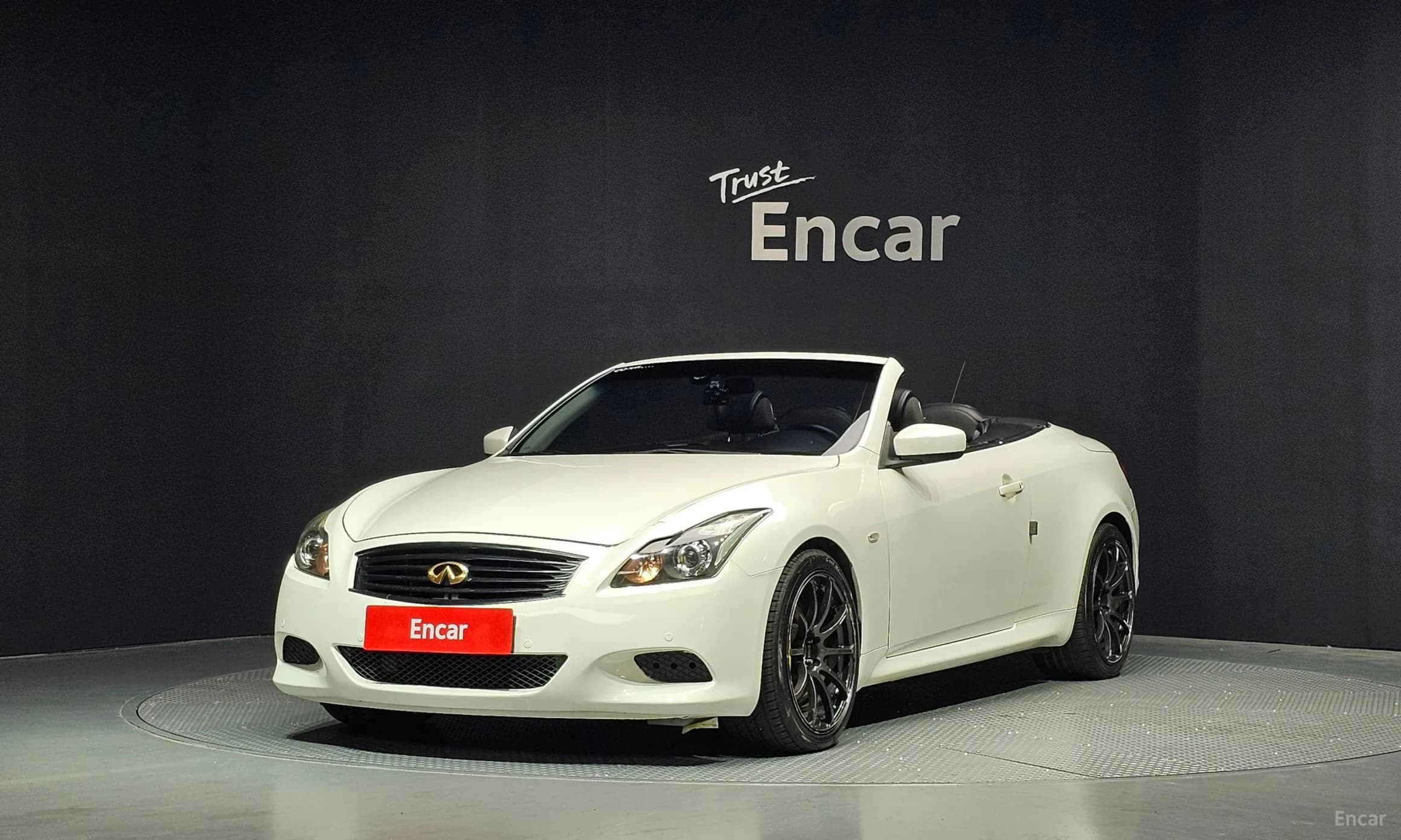 G37