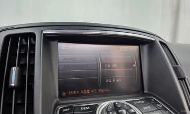 G37